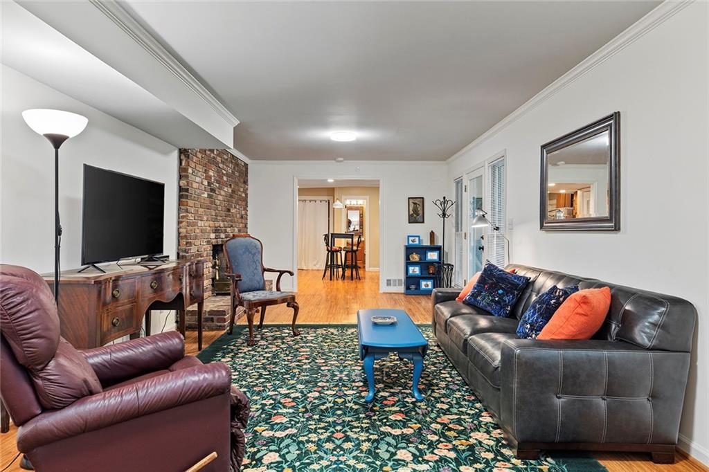 1170 Kingston Drive