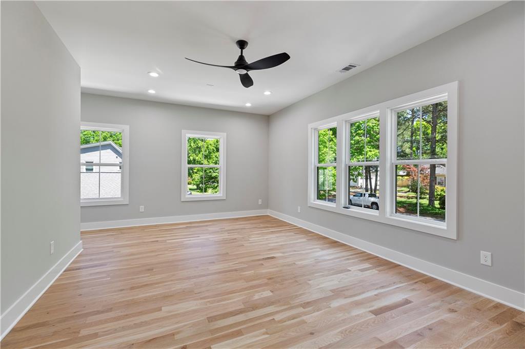97 Oakridge Avenue SE