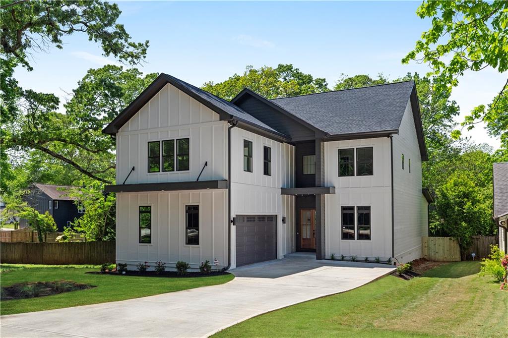 97 Oakridge Avenue SE