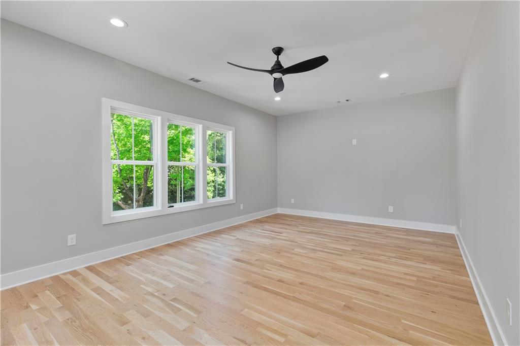 97 Oakridge Avenue SE