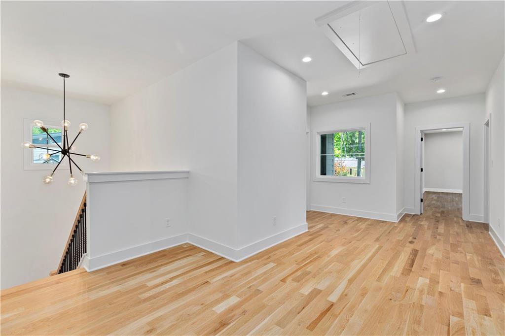 97 Oakridge Avenue SE