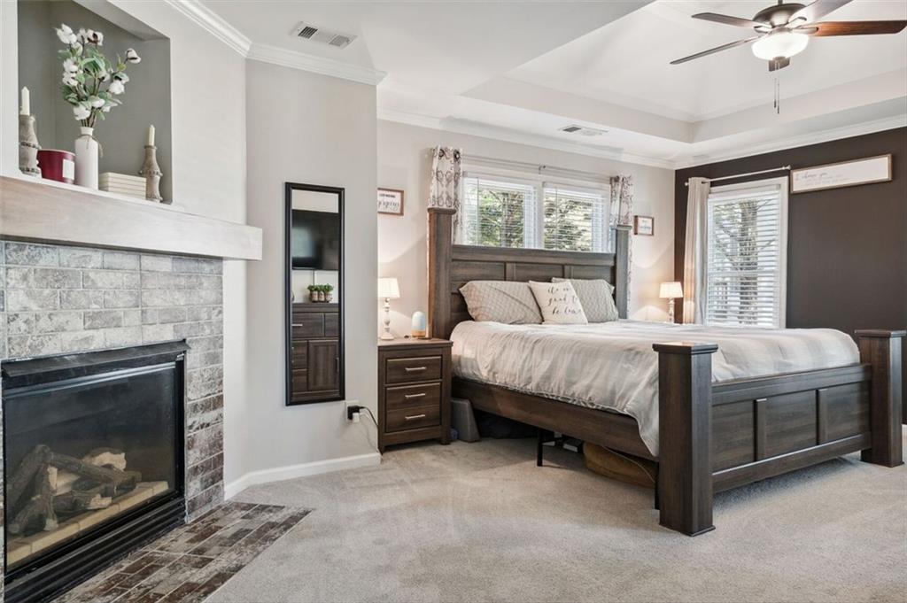 4028 Windgrove Crossing
