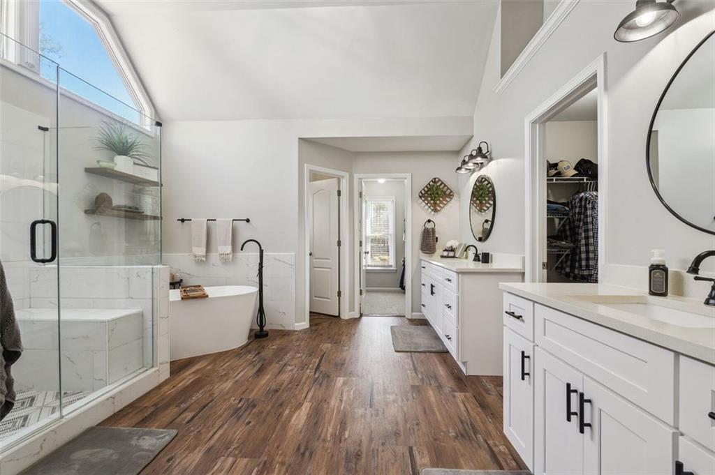 4028 Windgrove Crossing