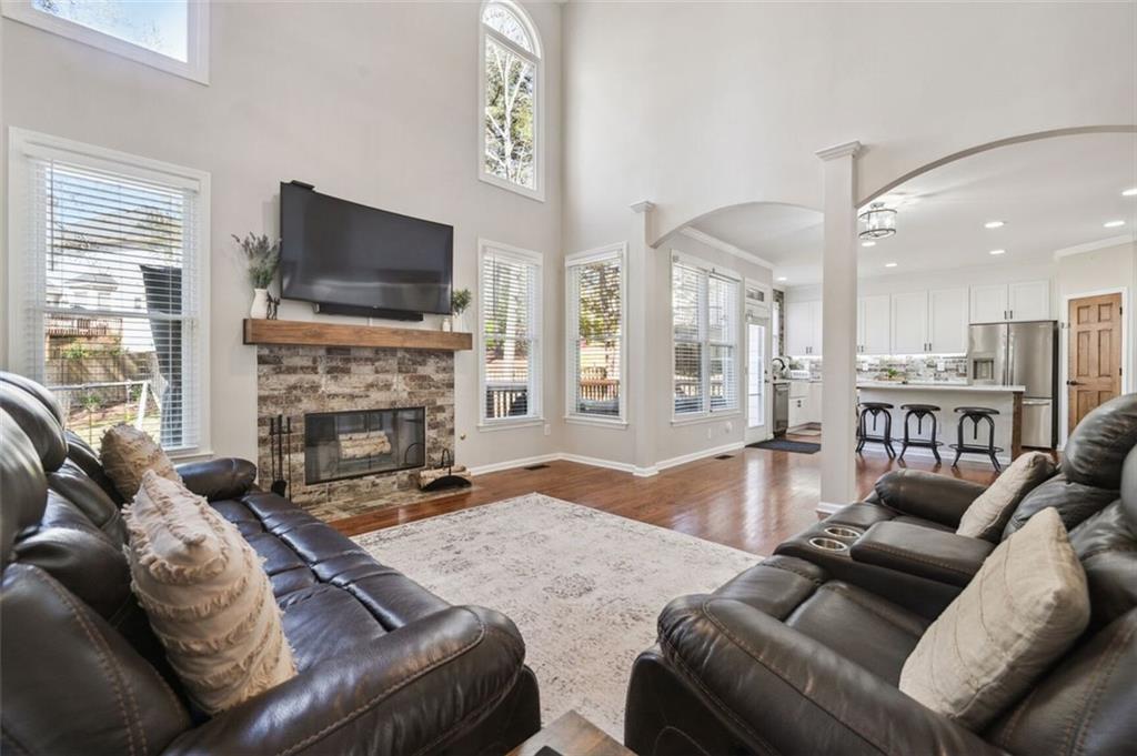 4028 Windgrove Crossing