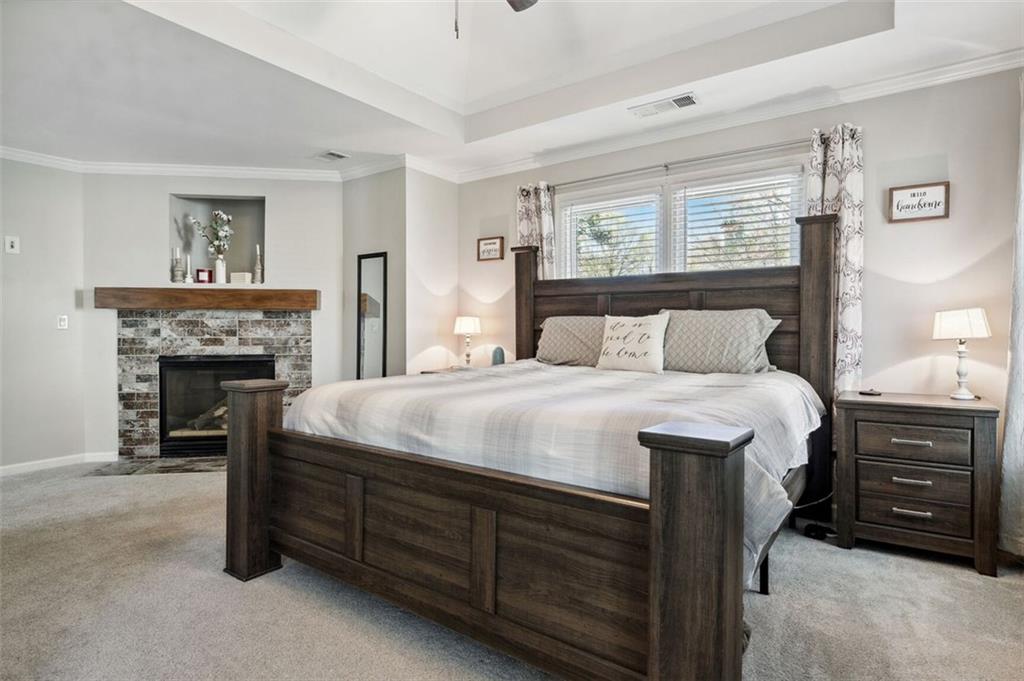4028 Windgrove Crossing