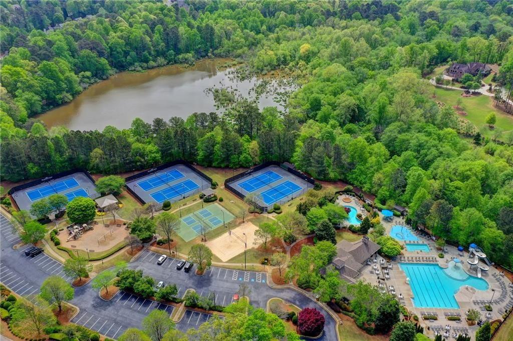 4028 Windgrove Crossing