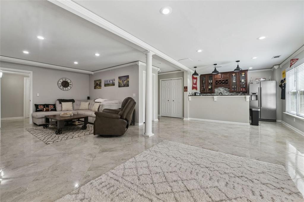 4028 Windgrove Crossing