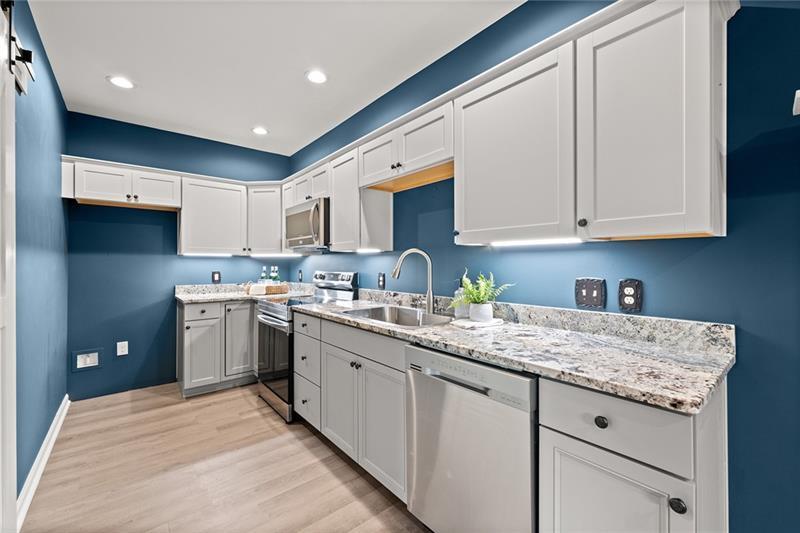 8785 Port View Drive
