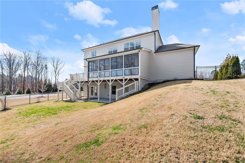 8785 Port View Drive