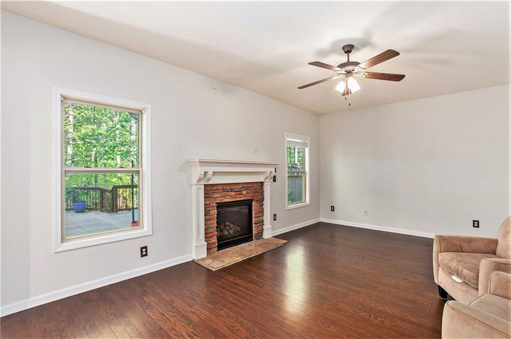 555 Winder Trail