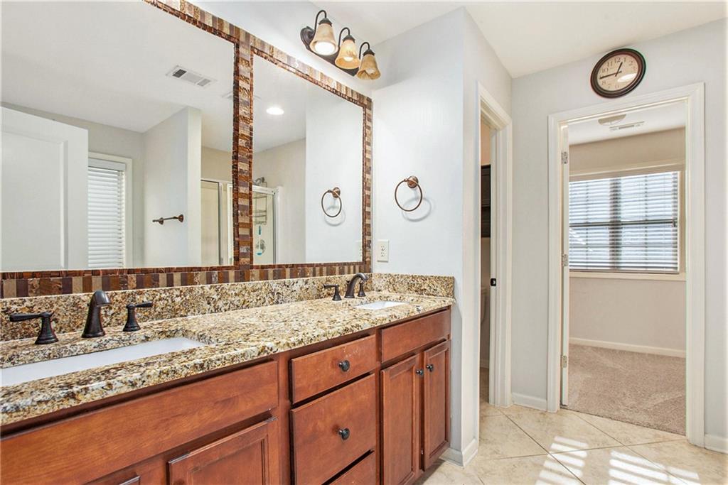555 Winder Trail