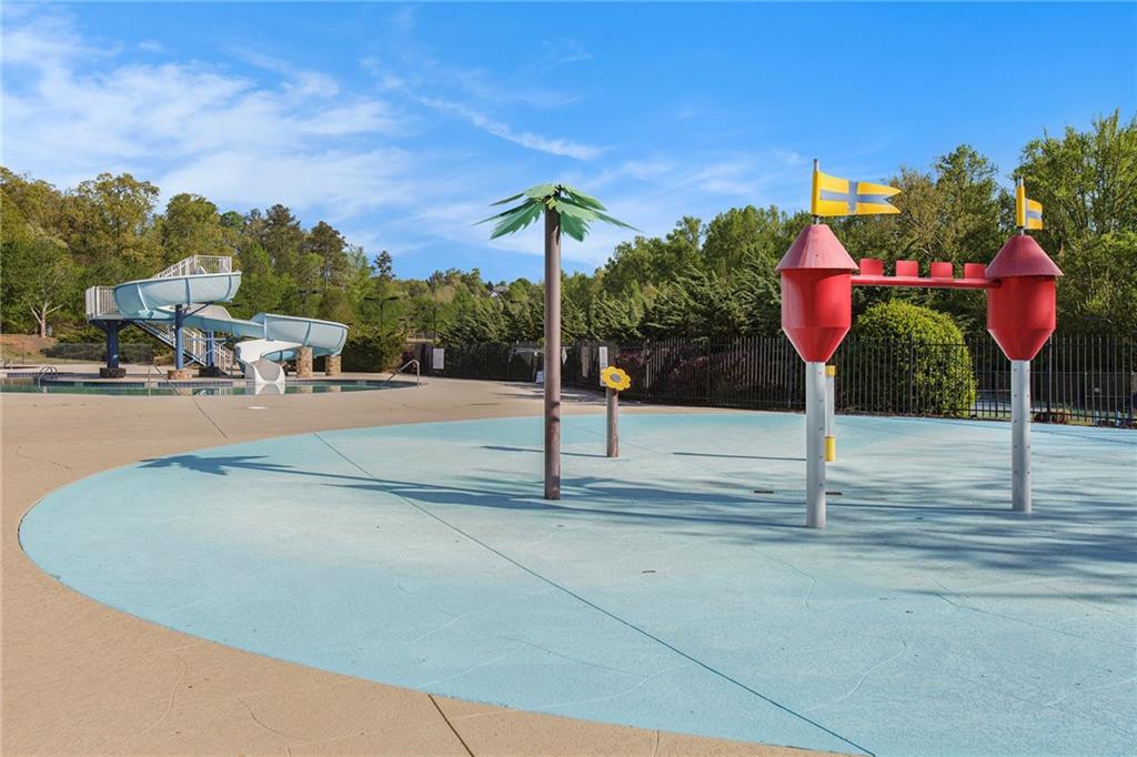 555 Winder Trail