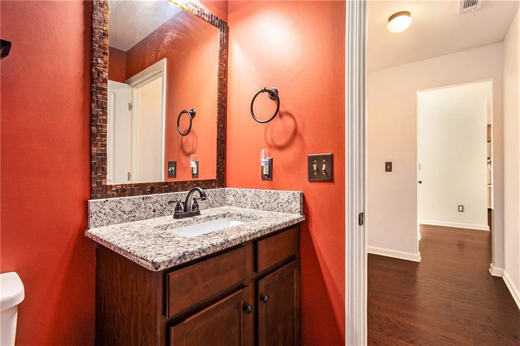 555 Winder Trail