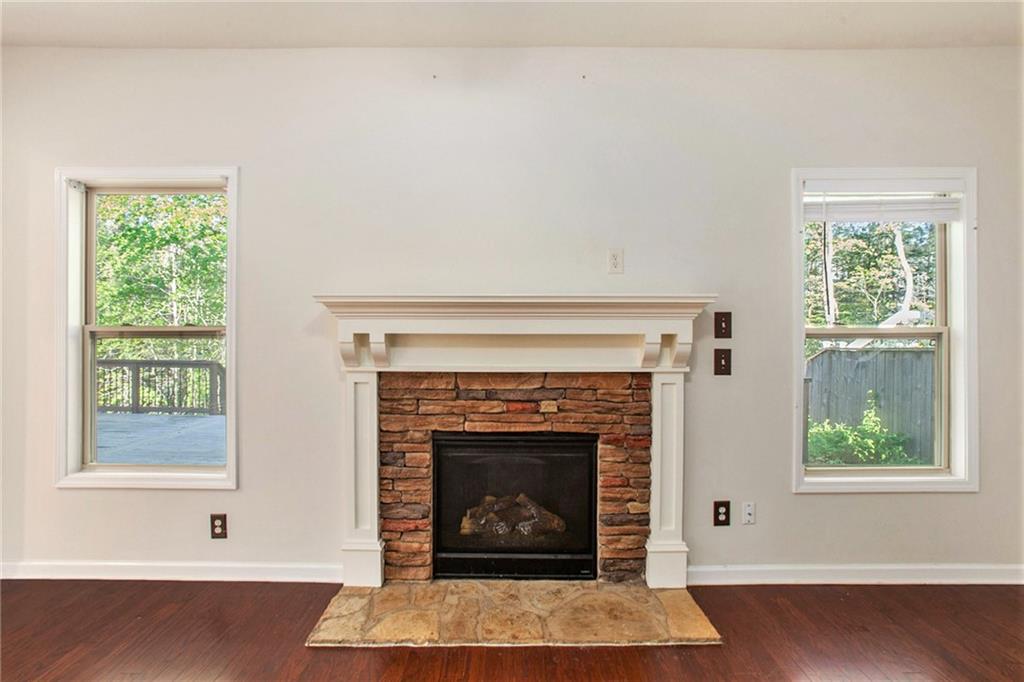 555 Winder Trail