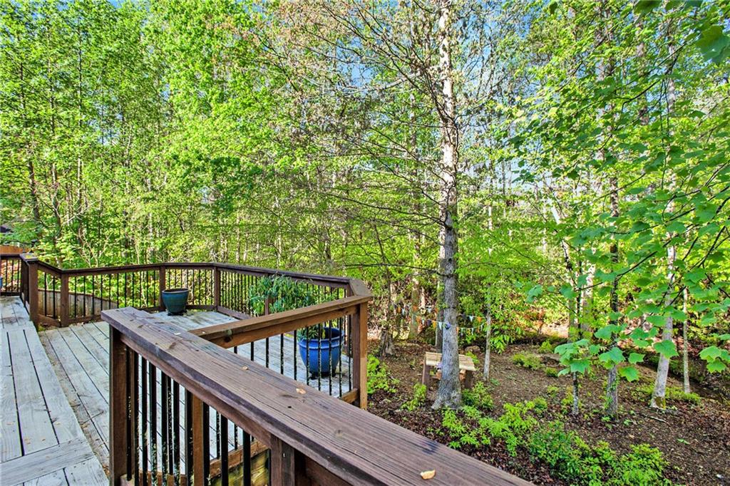555 Winder Trail