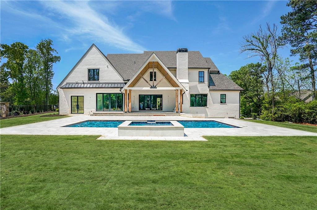 5031 Kings Close