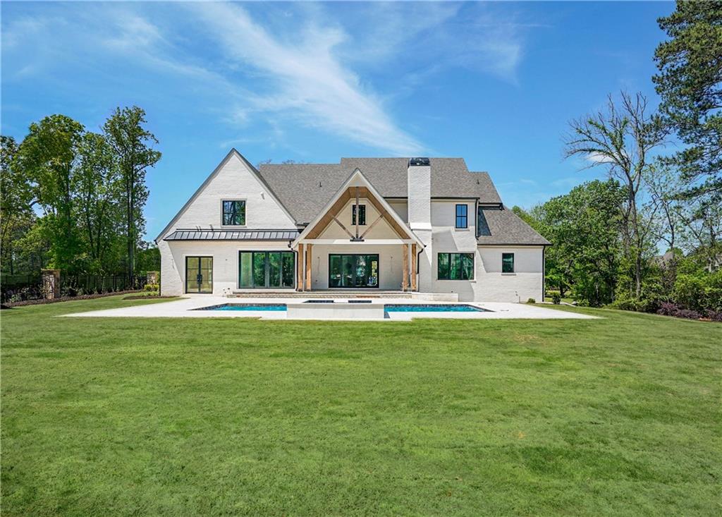 5031 Kings Close