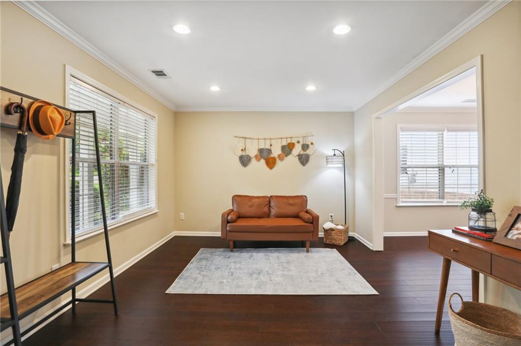 1095 Rome Drive