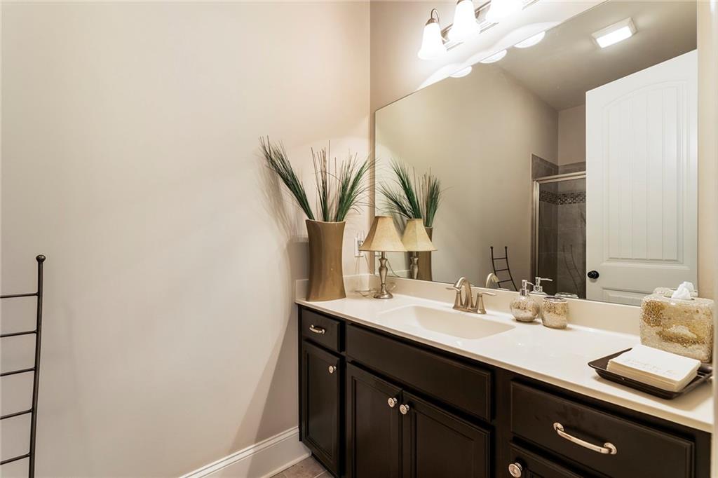 751 Creekside Bend
