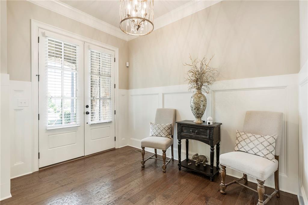 751 Creekside Bend