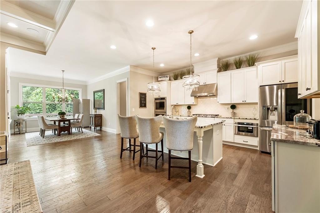 751 Creekside Bend