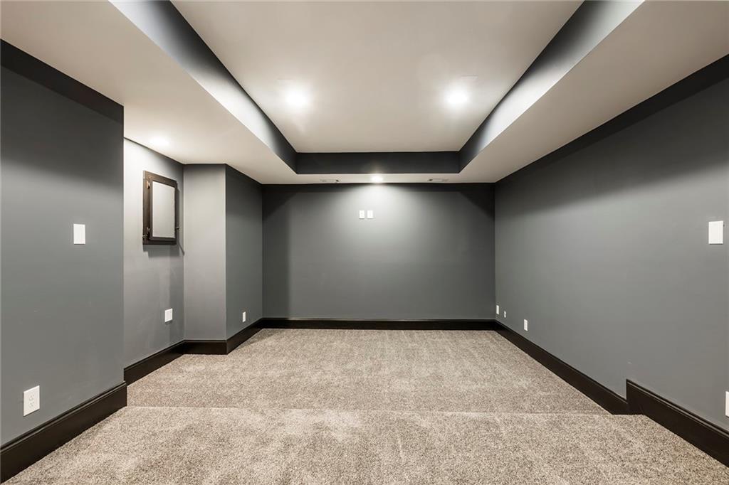 751 Creekside Bend
