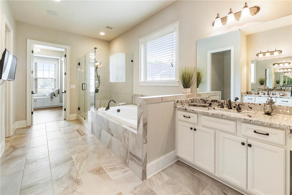 751 Creekside Bend