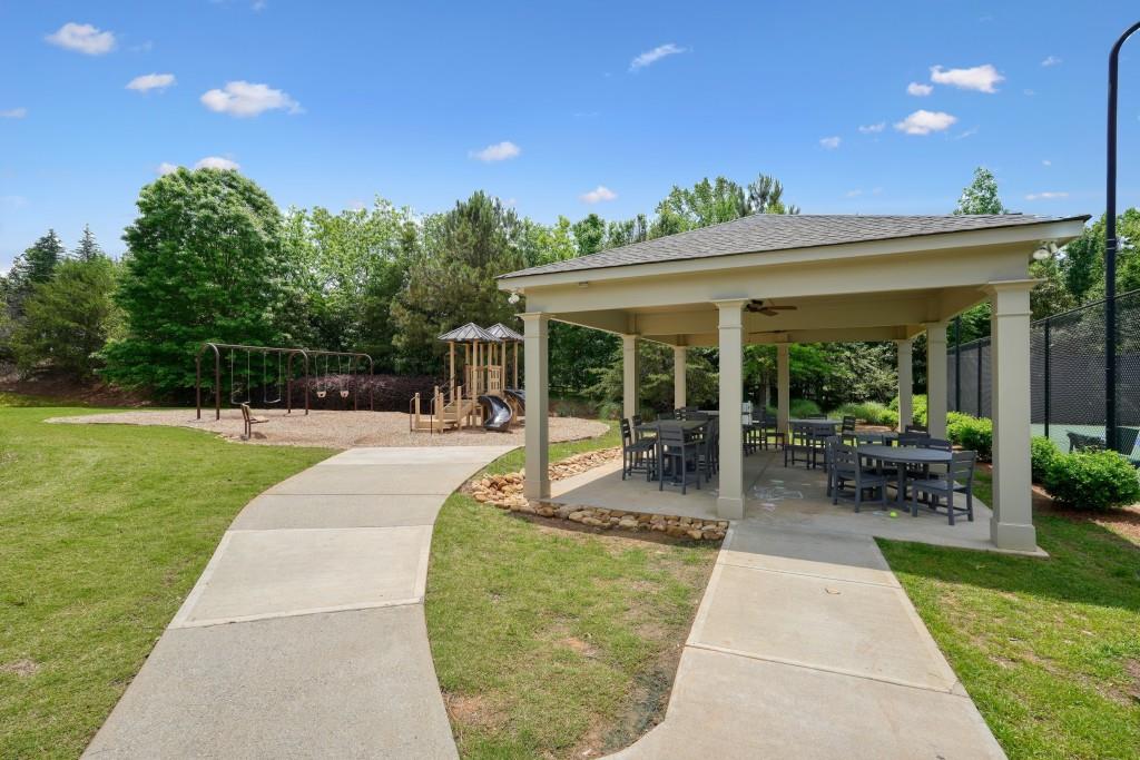 5615 Aspen Drive
