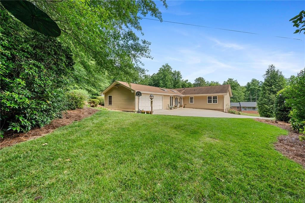 1410 Woodcrest Drive