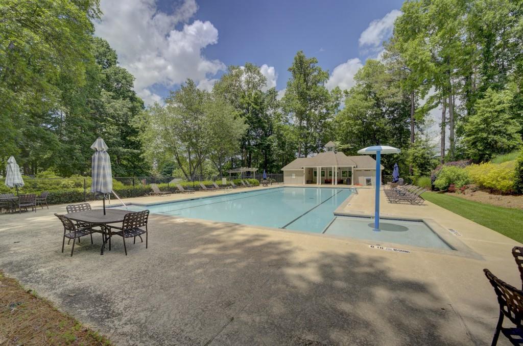 140 Hamilton Way
