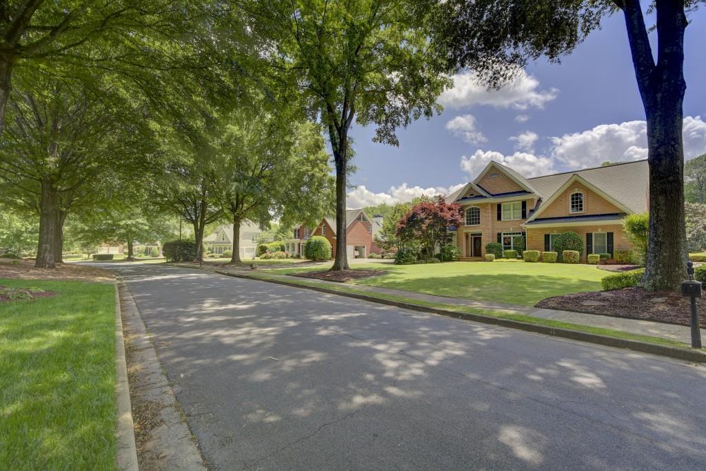 140 Hamilton Way