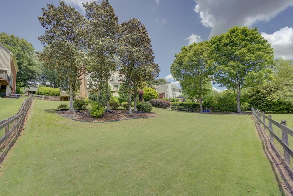 140 Hamilton Way