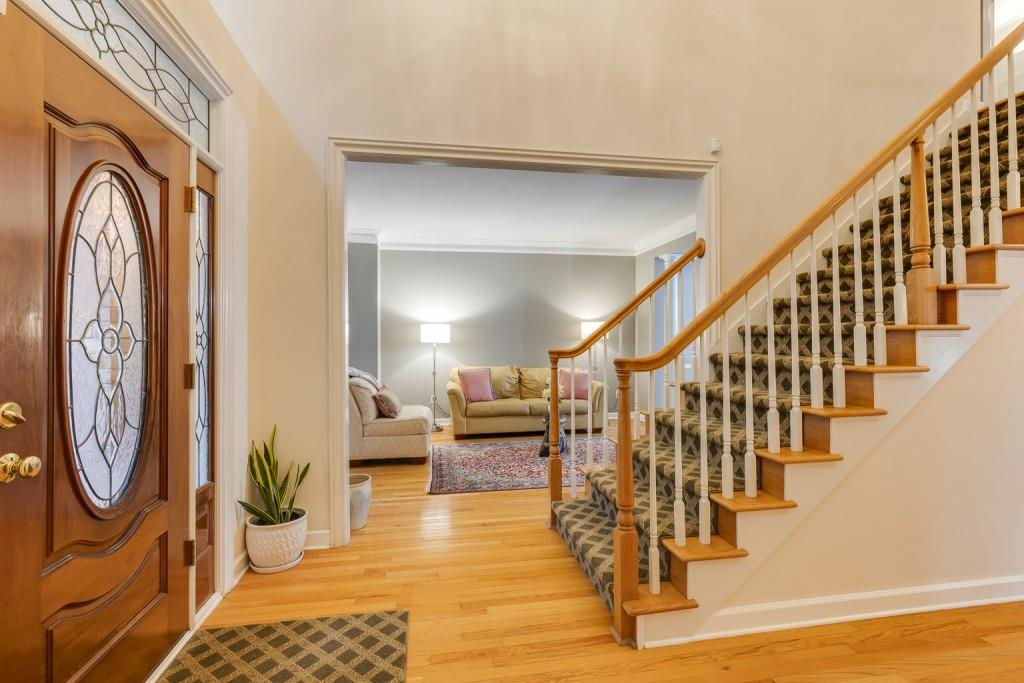 140 Hamilton Way