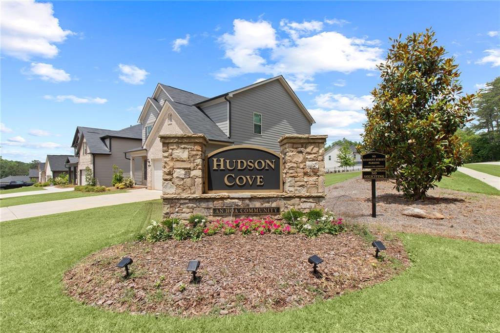 323 Hudson Chase Court
