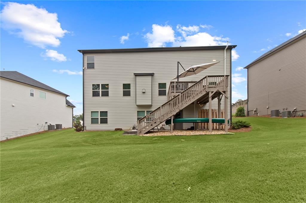 323 Hudson Chase Court