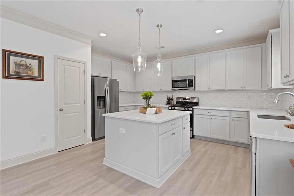 323 Hudson Chase Court