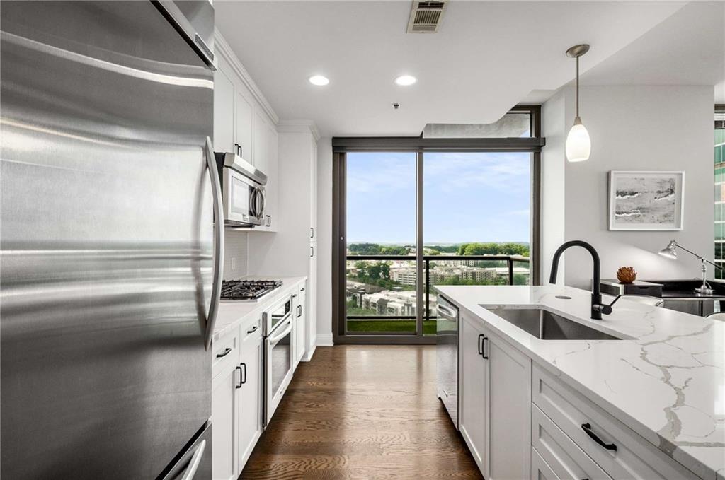270 17th Street NW Unit 2212