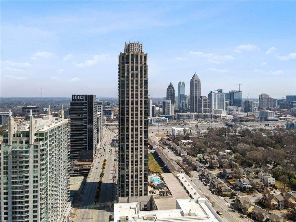 270 17th Street NW Unit 2212