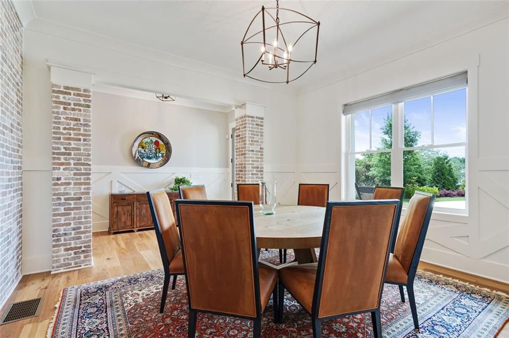 1507 BON ENDRIOT Court