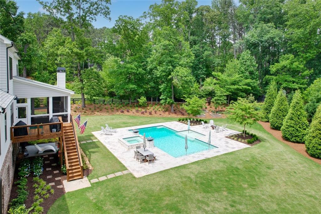 1507 BON ENDRIOT Court