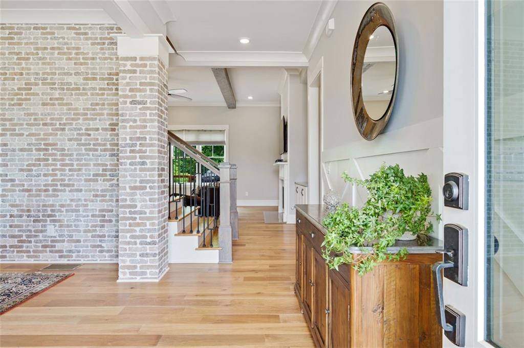 1507 BON ENDRIOT Court