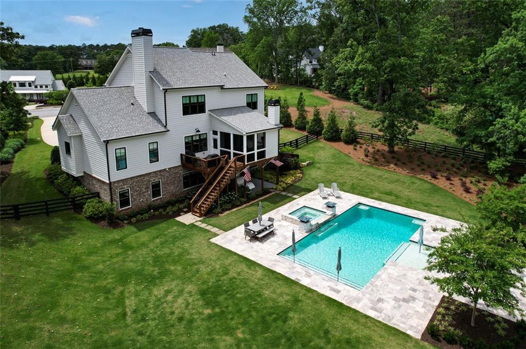 1507 BON ENDRIOT Court