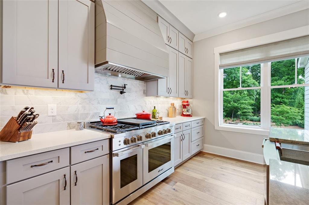 1507 BON ENDRIOT Court