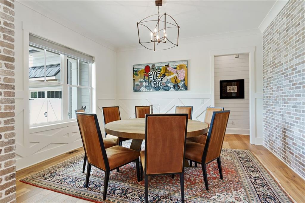 1507 BON ENDRIOT Court