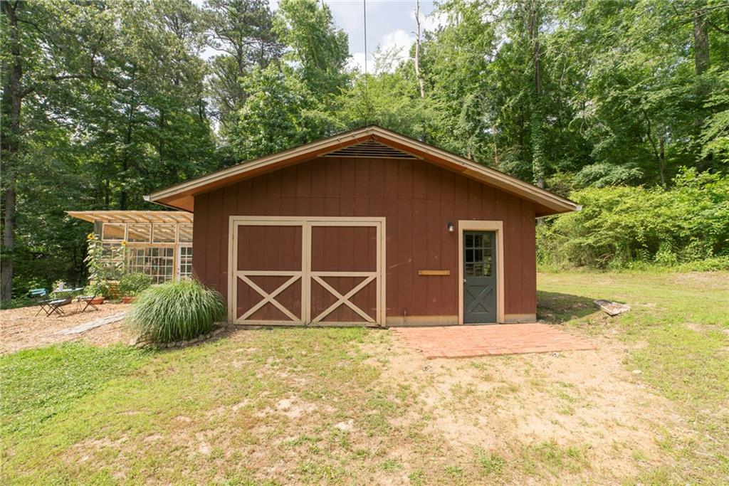 3435 Bouldercrest Road