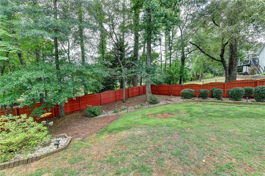 215 Suwanee Place Court
