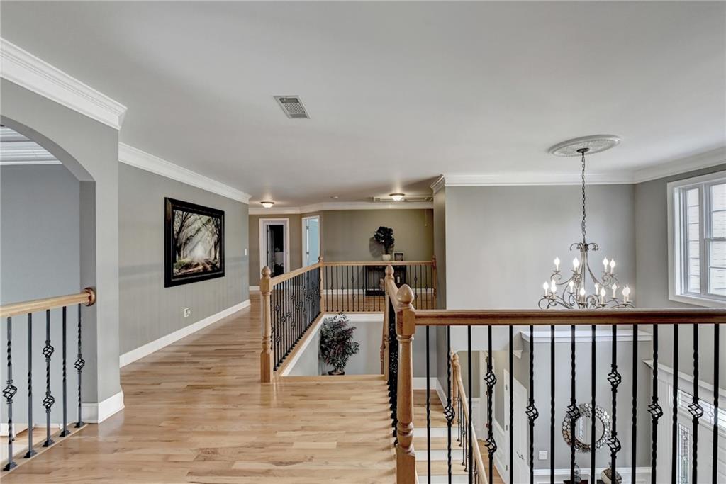 215 Suwanee Place Court