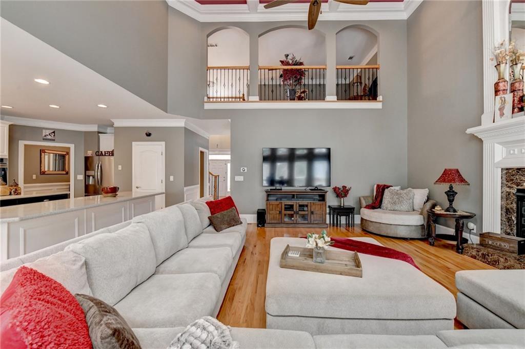 215 Suwanee Place Court
