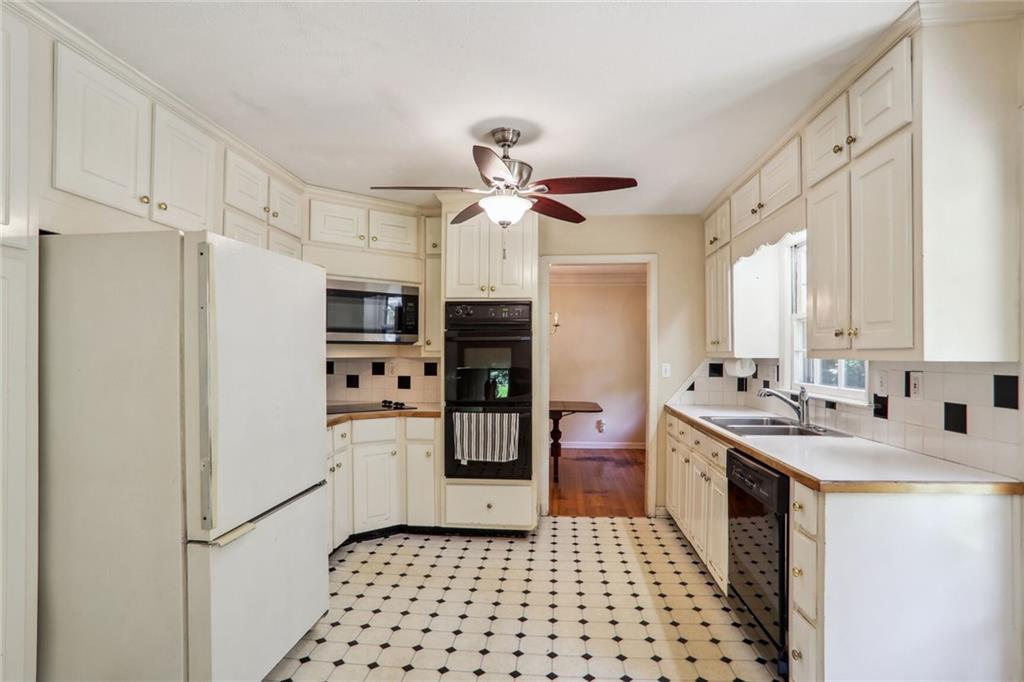 6856 Womack Court