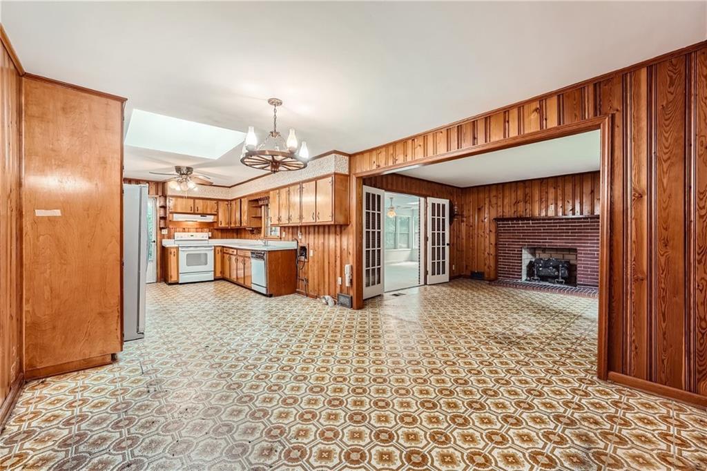 1661 Oak Grove Road